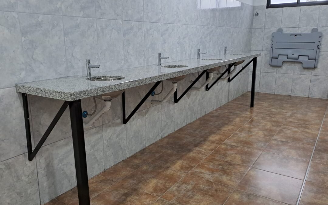 TRABAJOS SANITARIOS SALÓN CULTURAL
