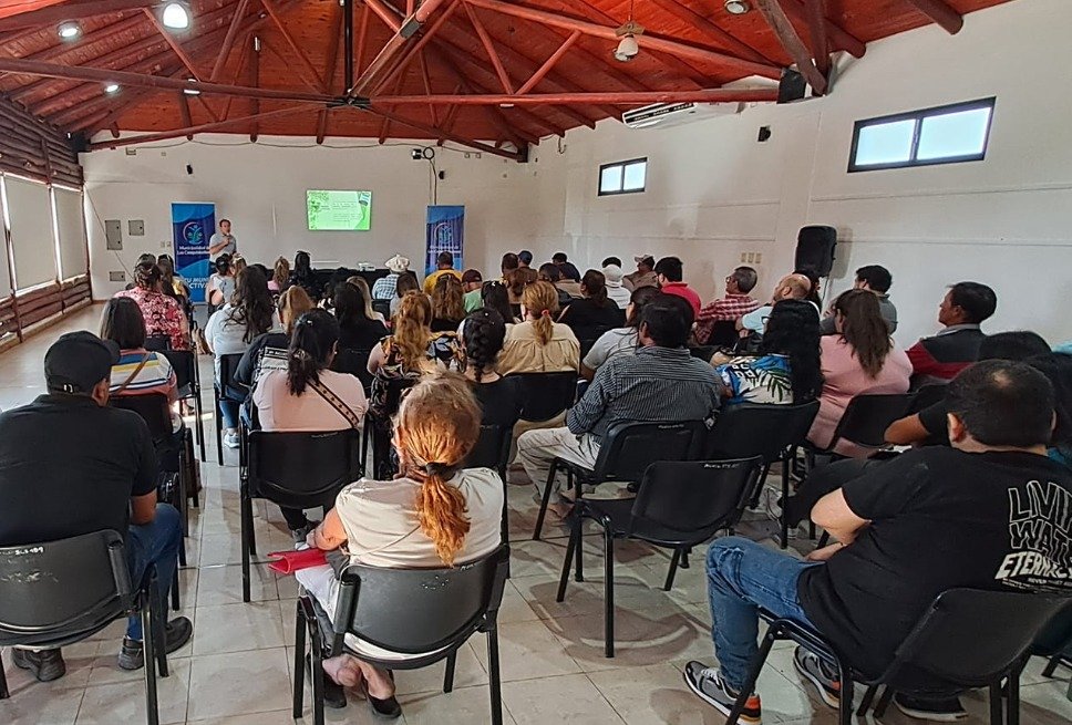 CAPACITACIÓN MANIPULACIÓN DE ALIMENTOS
