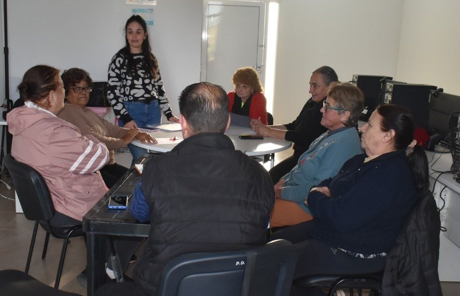 TALLER PARA ADULTOS MAYORES