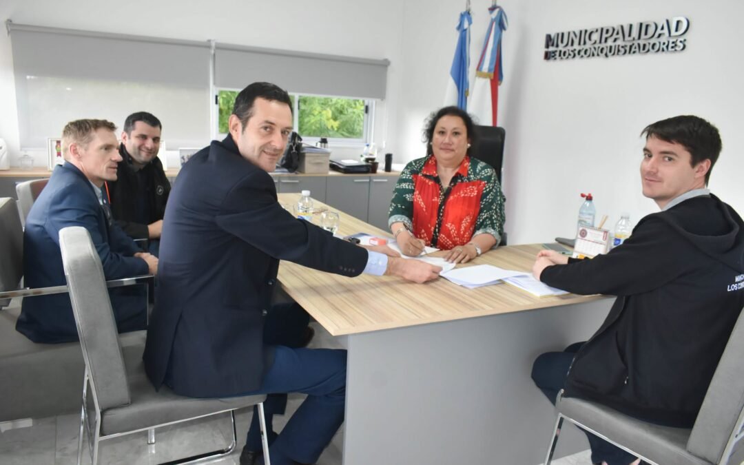 LA MUNICIPALIDAD FIRMÓ UN CONVENIO CON IAPSER
